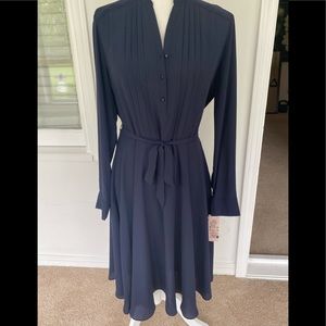 Nanette Navy dress NWT Size 8